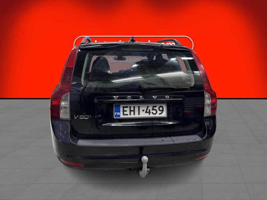 VOLVO V50 2009