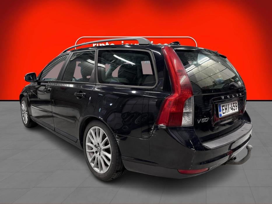 VOLVO V50 2009