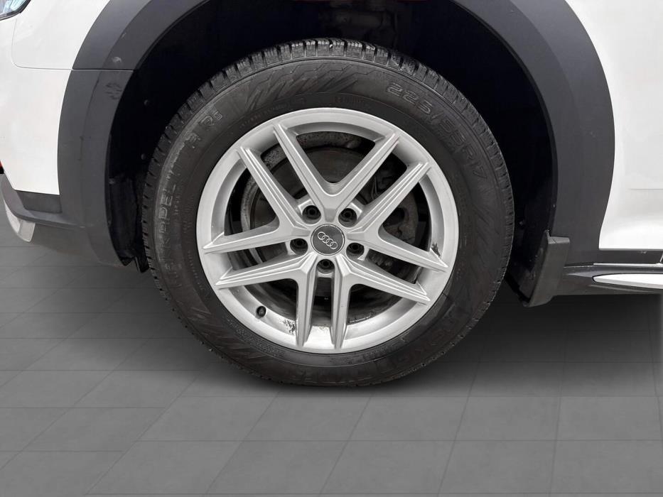 AUDI A4 allroad quattro 2017