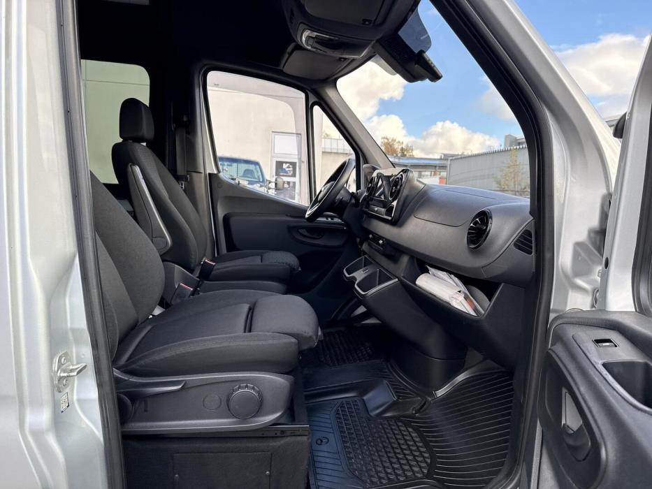 MERCEDES-BENZ Sprinter 2019