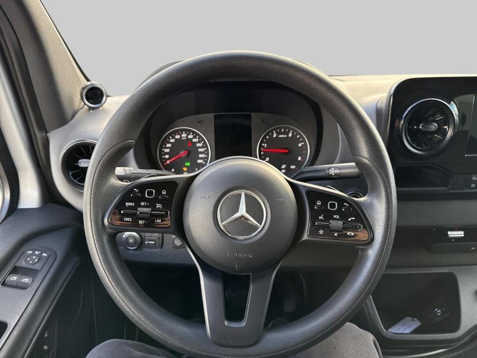 MERCEDES-BENZ Sprinter 2019
