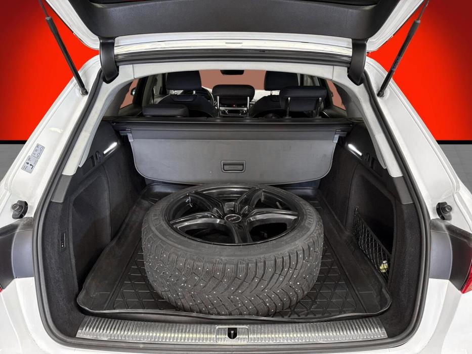 AUDI A4 2019