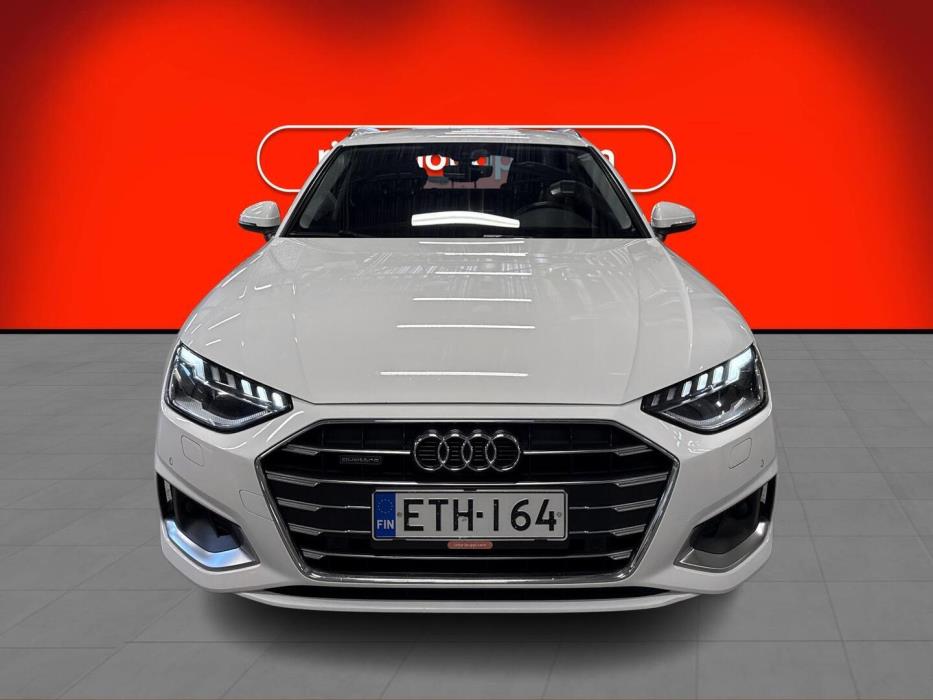 AUDI A4 2019