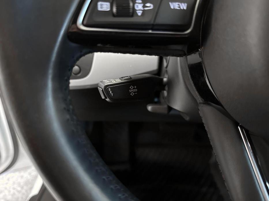 AUDI A4 2019