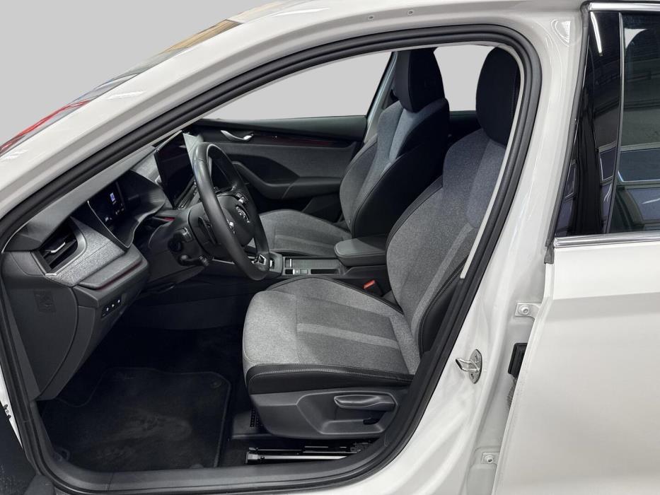 SKODA OCTAVIA 2025