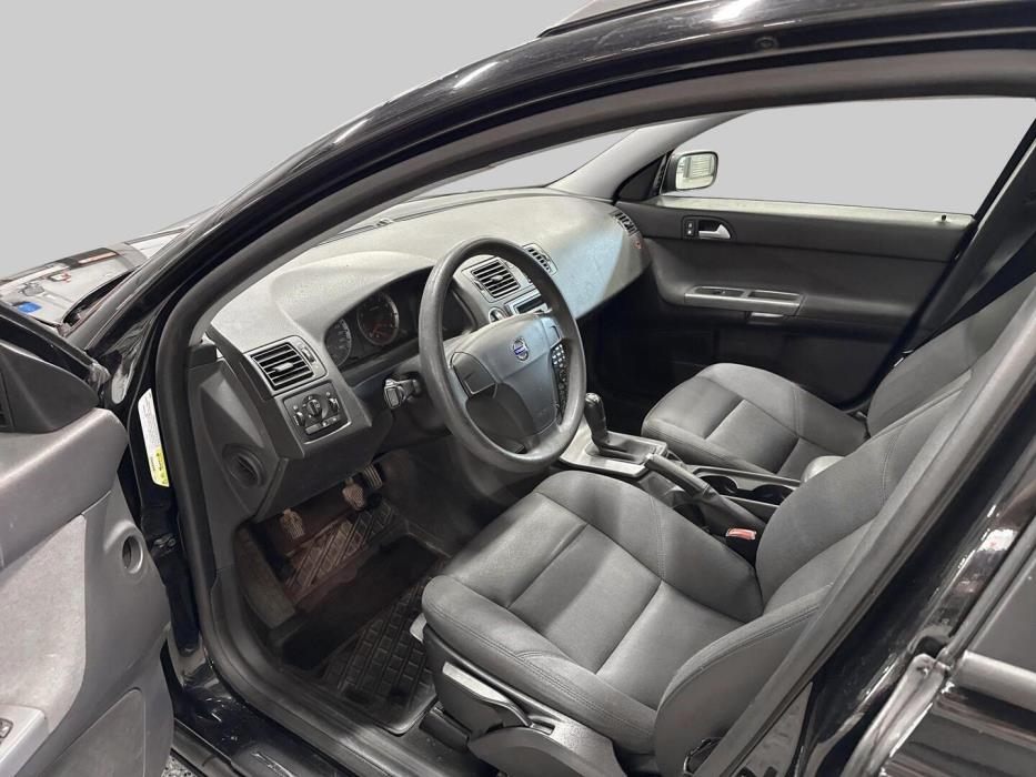 VOLVO V50 2005