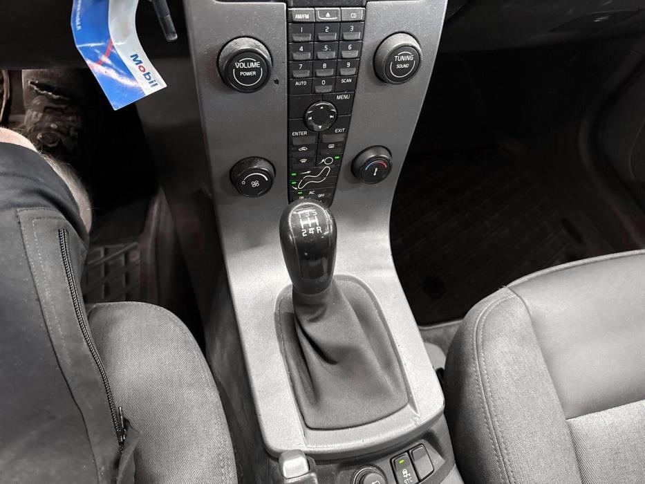 VOLVO V50 2005