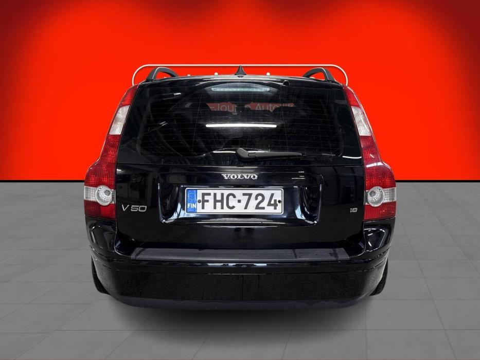 VOLVO V50 2005