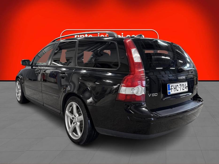 VOLVO V50 2005