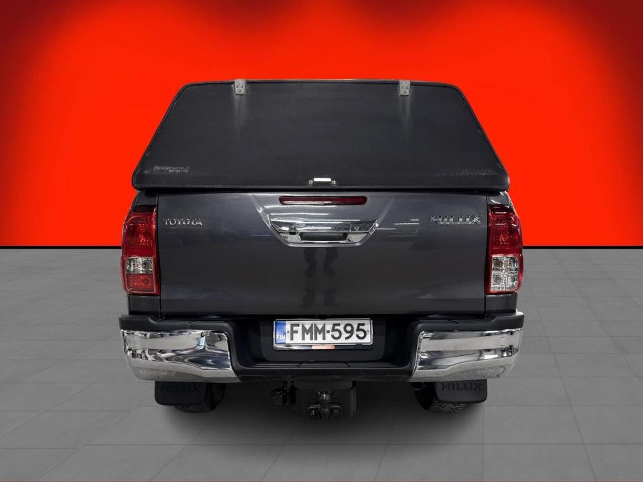 TOYOTA HILUX 2017