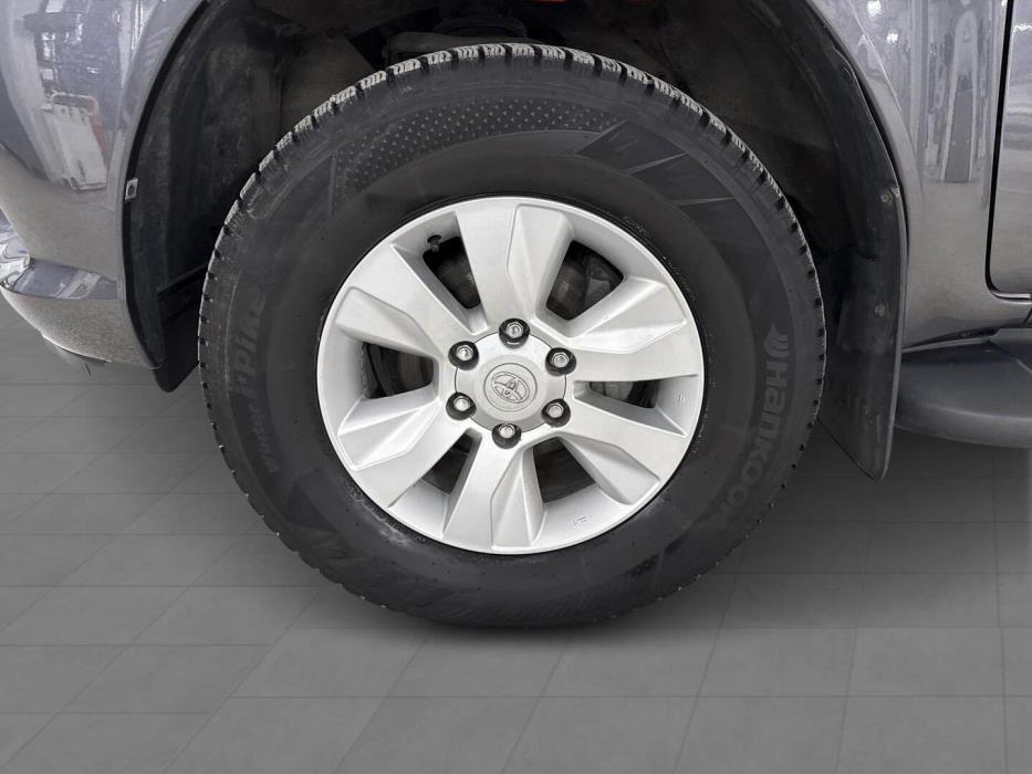 TOYOTA HILUX 2017