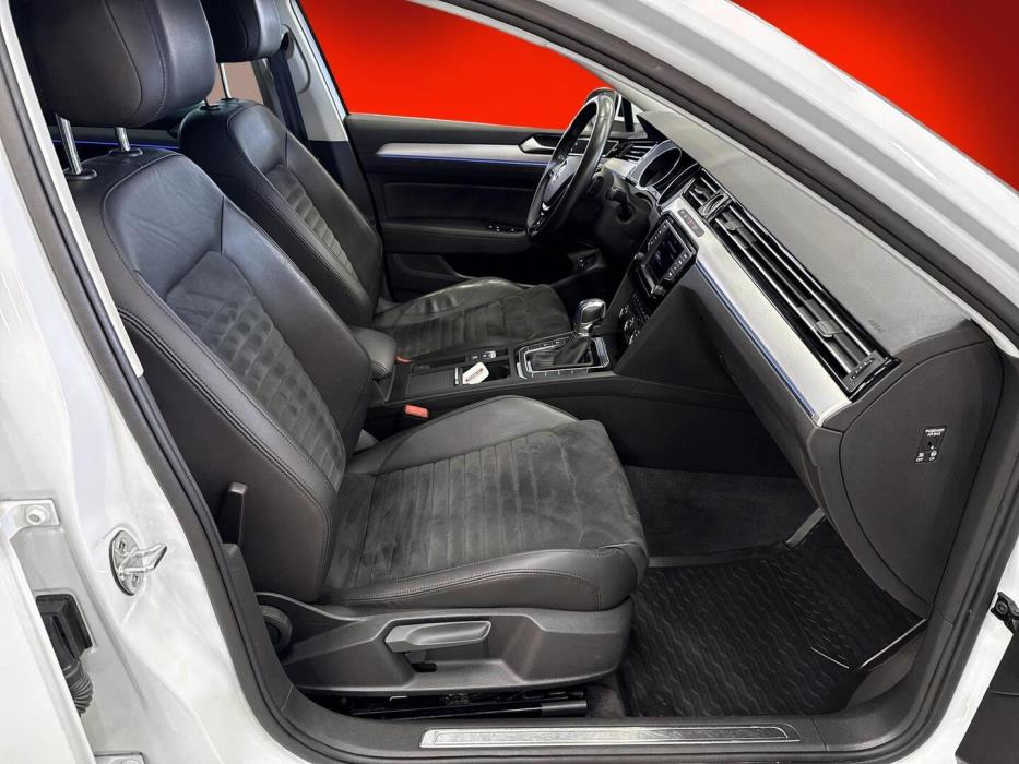 VOLKSWAGEN Passat 2016
