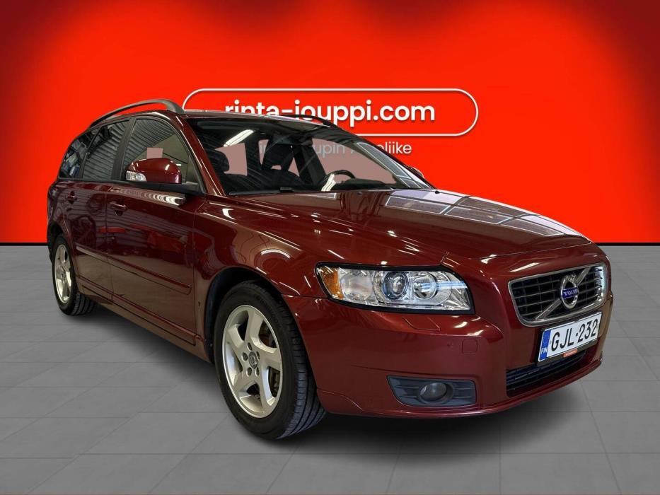 VOLVO V50 2011