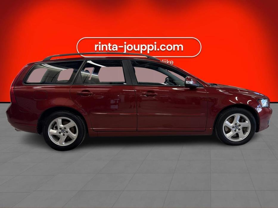 VOLVO V50 2011
