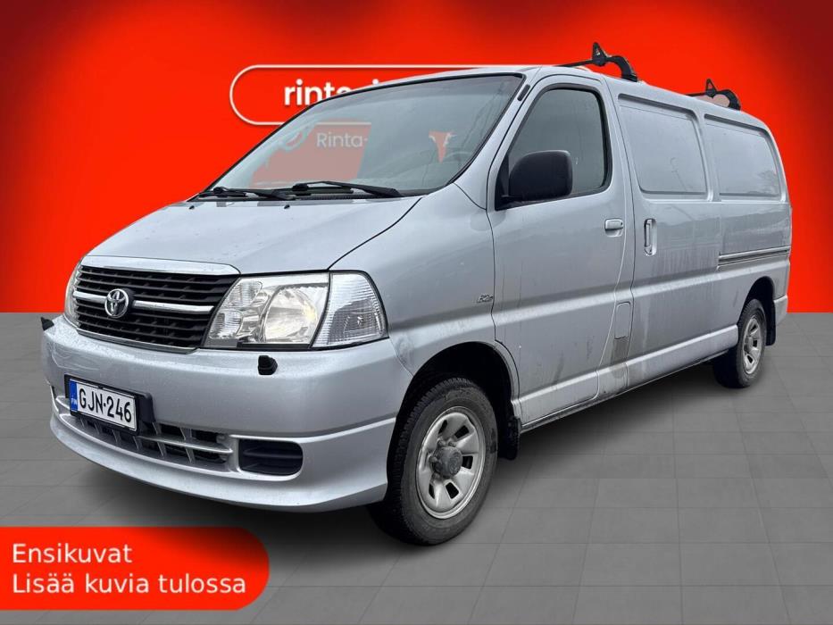 TOYOTA Hiace 2011