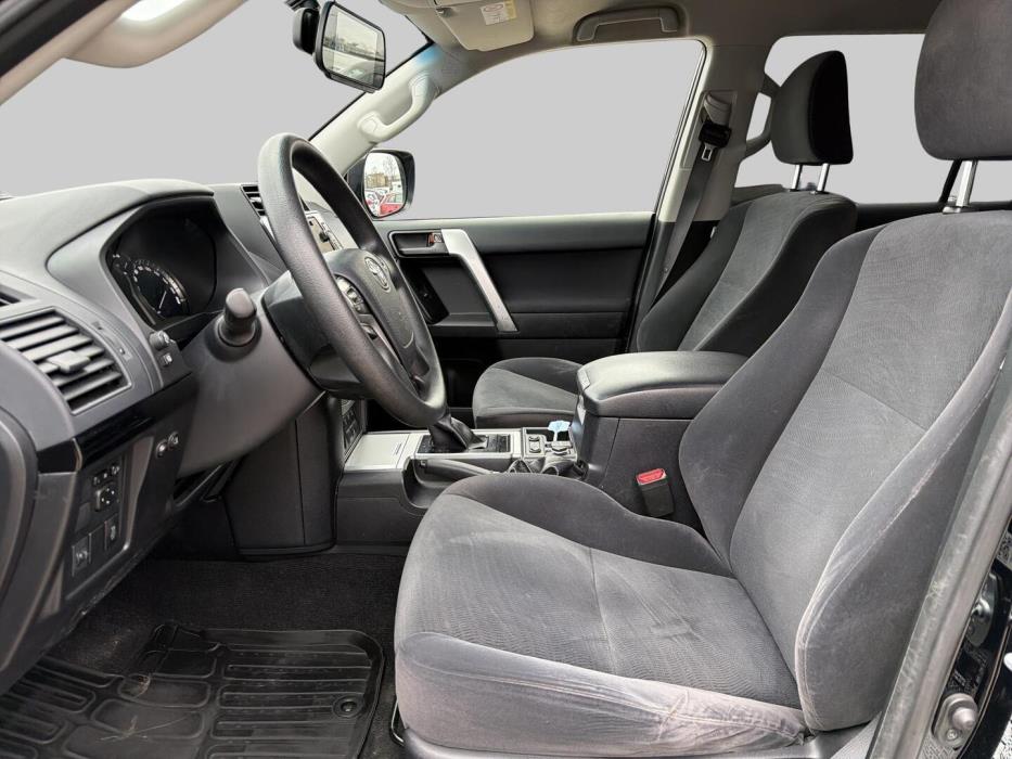 TOYOTA Land Cruiser 2020