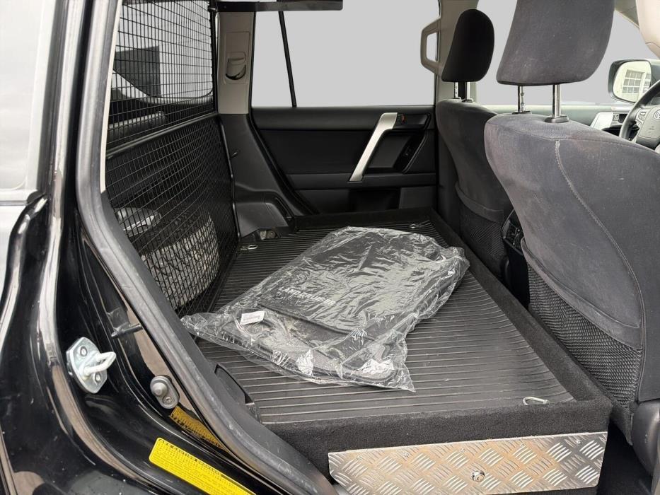 TOYOTA Land Cruiser 2020