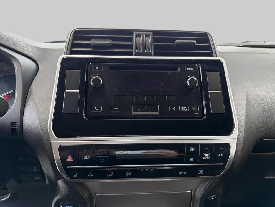 TOYOTA Land Cruiser 2020