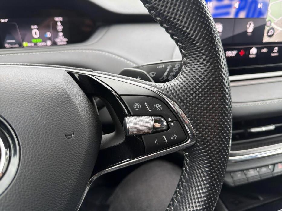 SKODA Enyaq 2022