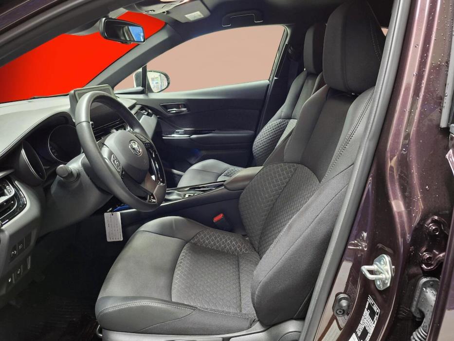 TOYOTA C-HR 2023