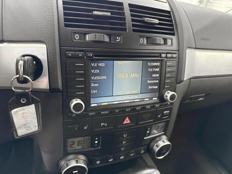 VOLKSWAGEN Touareg 2006