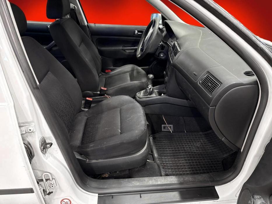 VOLKSWAGEN Golf Variant 2004