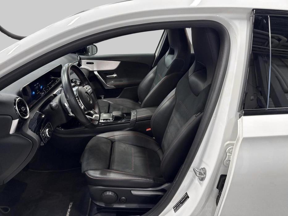 MERCEDES-BENZ A 2020