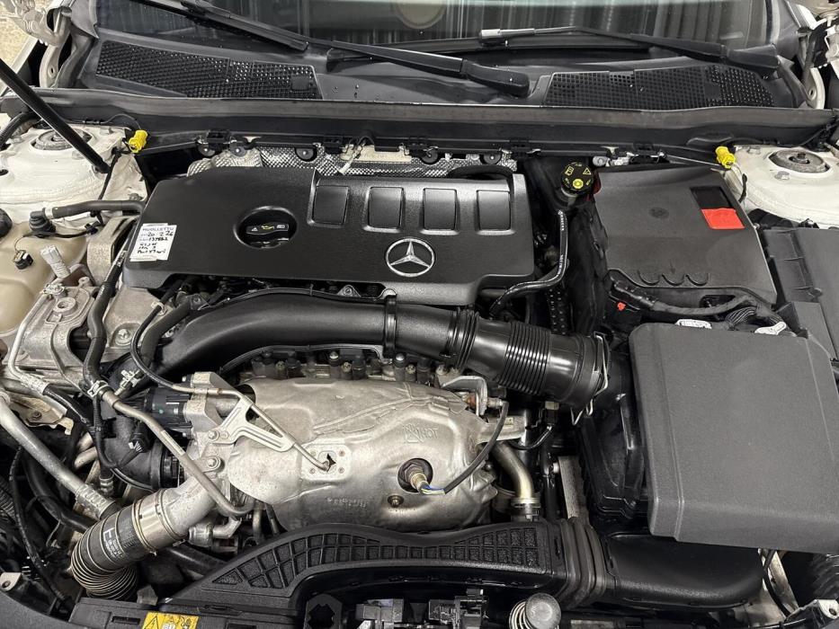 MERCEDES-BENZ A 2020