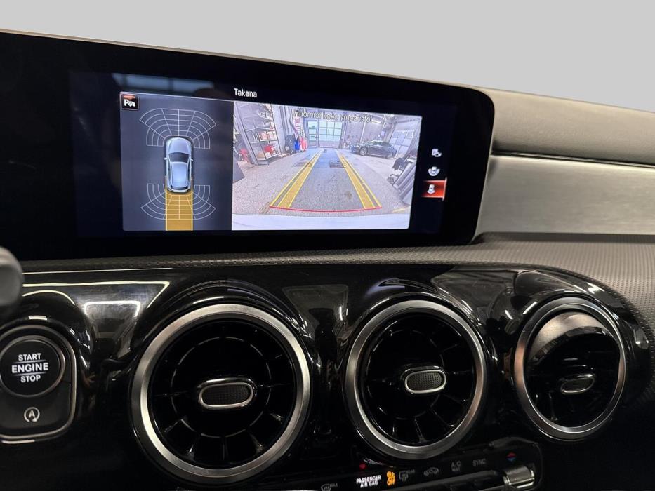 MERCEDES-BENZ A 2020
