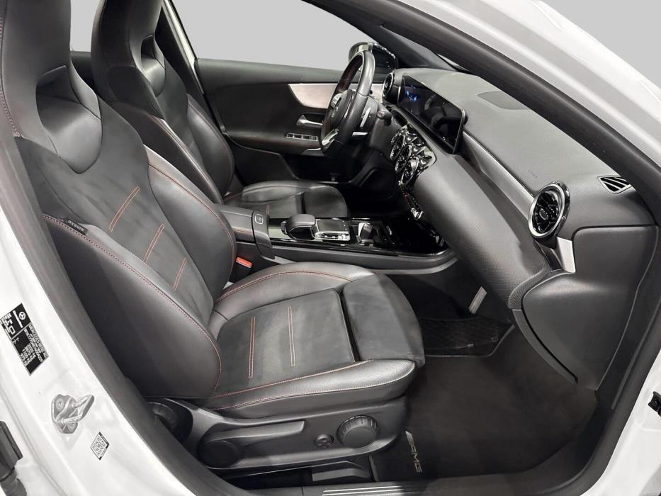MERCEDES-BENZ A 2020