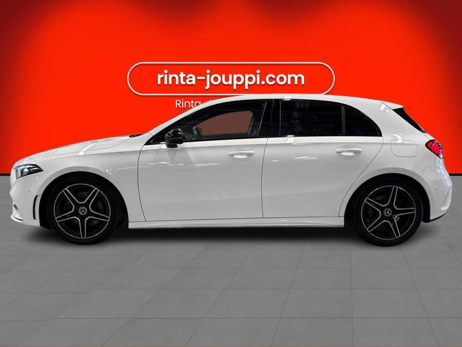 MERCEDES-BENZ A 2020