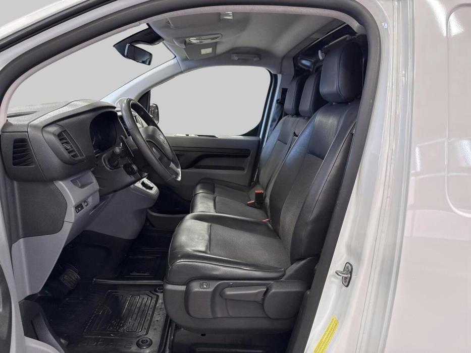 TOYOTA Proace 2022