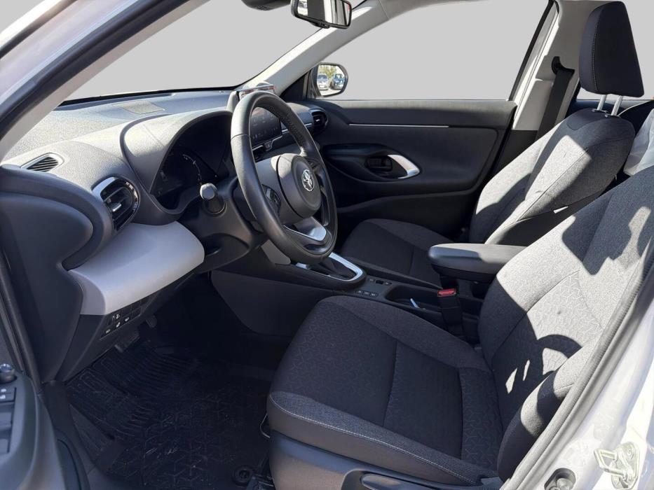 TOYOTA Yaris Cross 2022