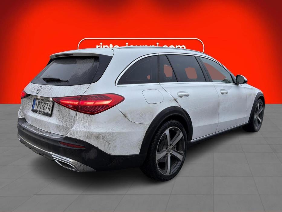 MERCEDES-BENZ C 2022