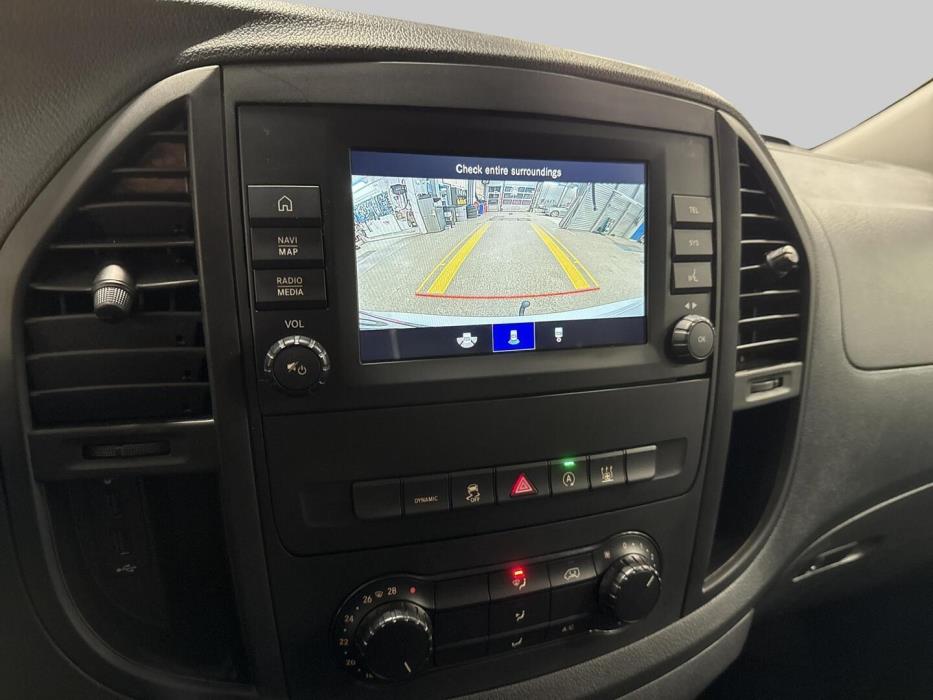 MERCEDES-BENZ VITO 2023