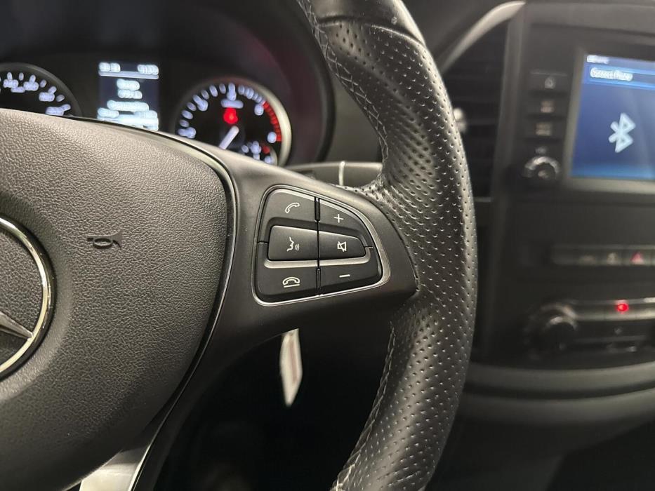 MERCEDES-BENZ VITO 2023