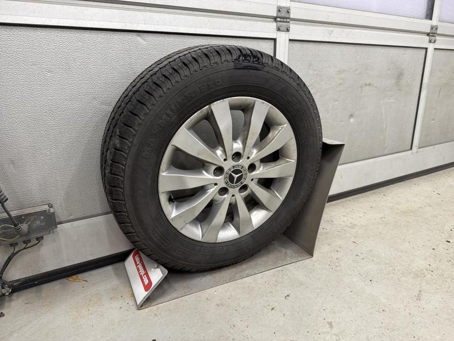 MERCEDES-BENZ VITO 2023