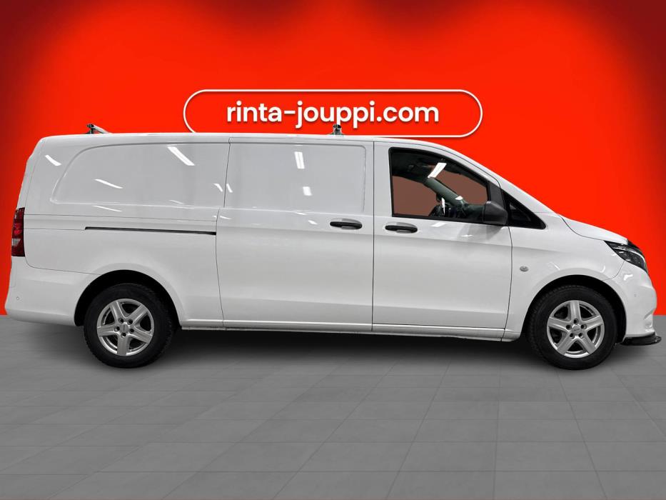 MERCEDES-BENZ VITO 2023