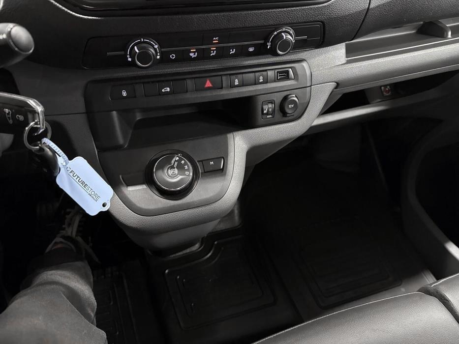TOYOTA Proace 2021