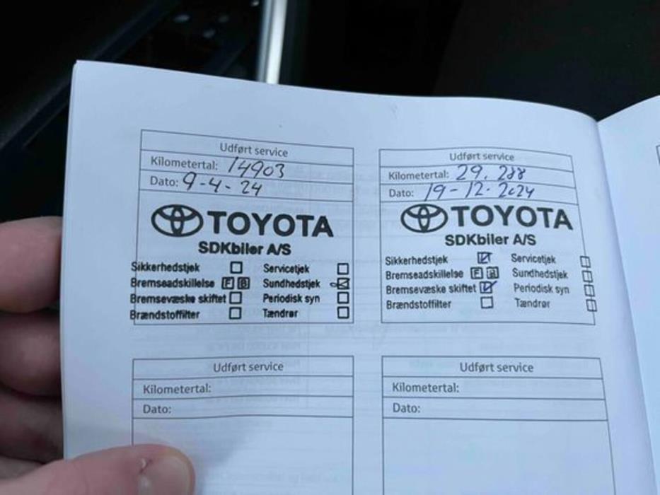 TOYOTA COROLLA CROSS 2023