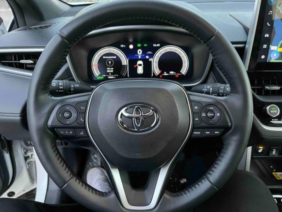 TOYOTA COROLLA CROSS 2023