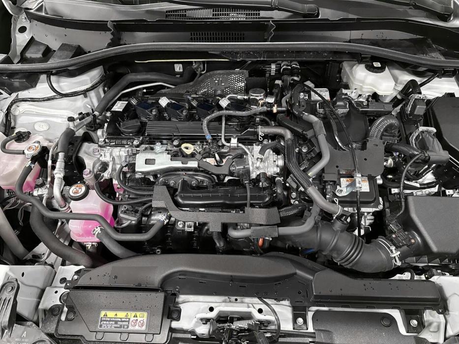 TOYOTA COROLLA CROSS 2025