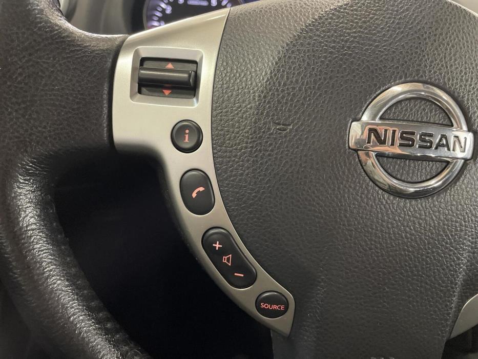 NISSAN Qashqai 2013