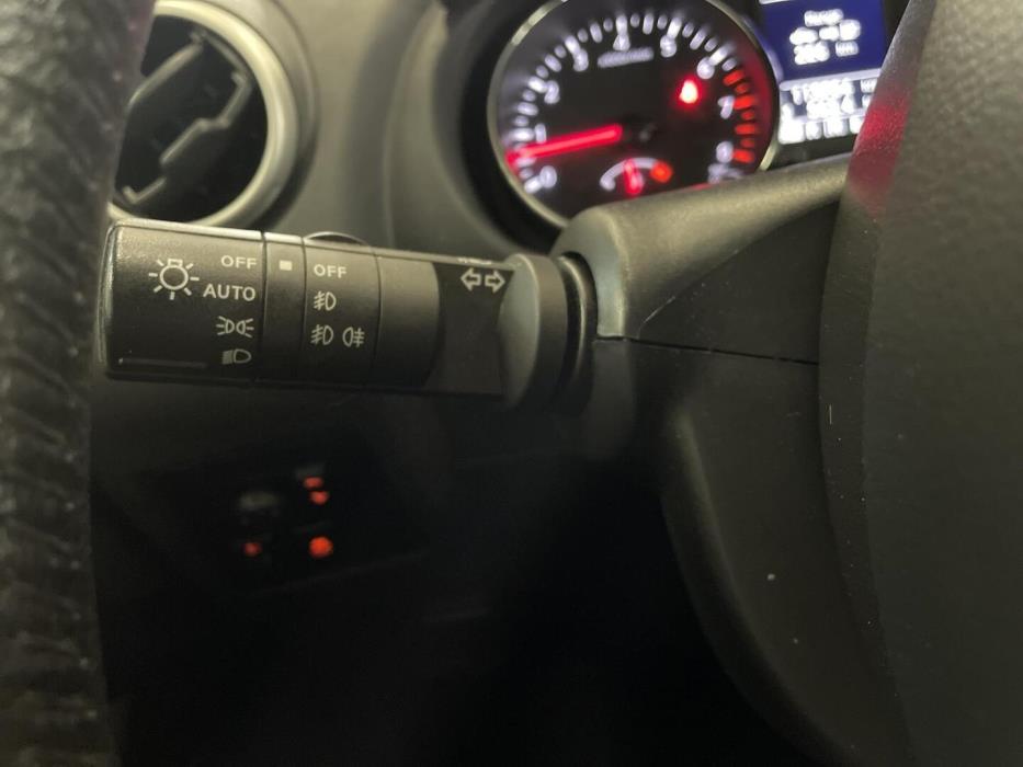 NISSAN Qashqai 2013