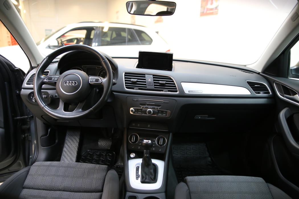 AUDI Q3 2017