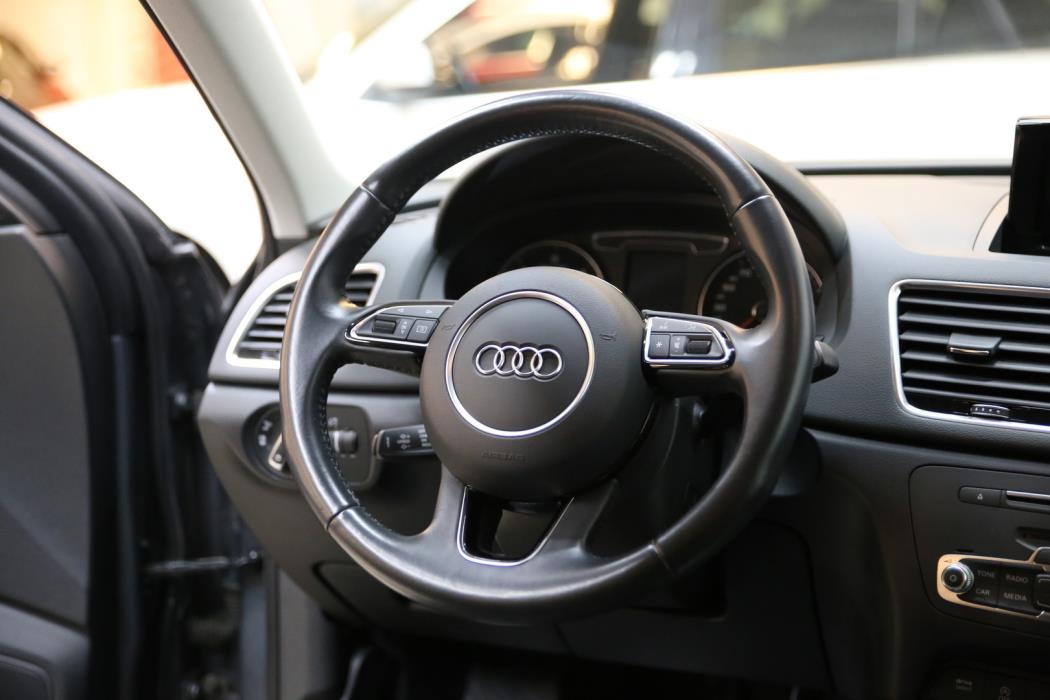 AUDI Q3 2017