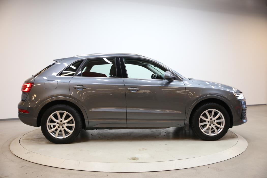 AUDI Q3 2017