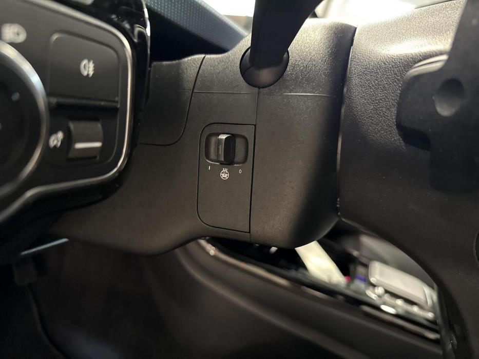 MERCEDES-BENZ CLA 2022