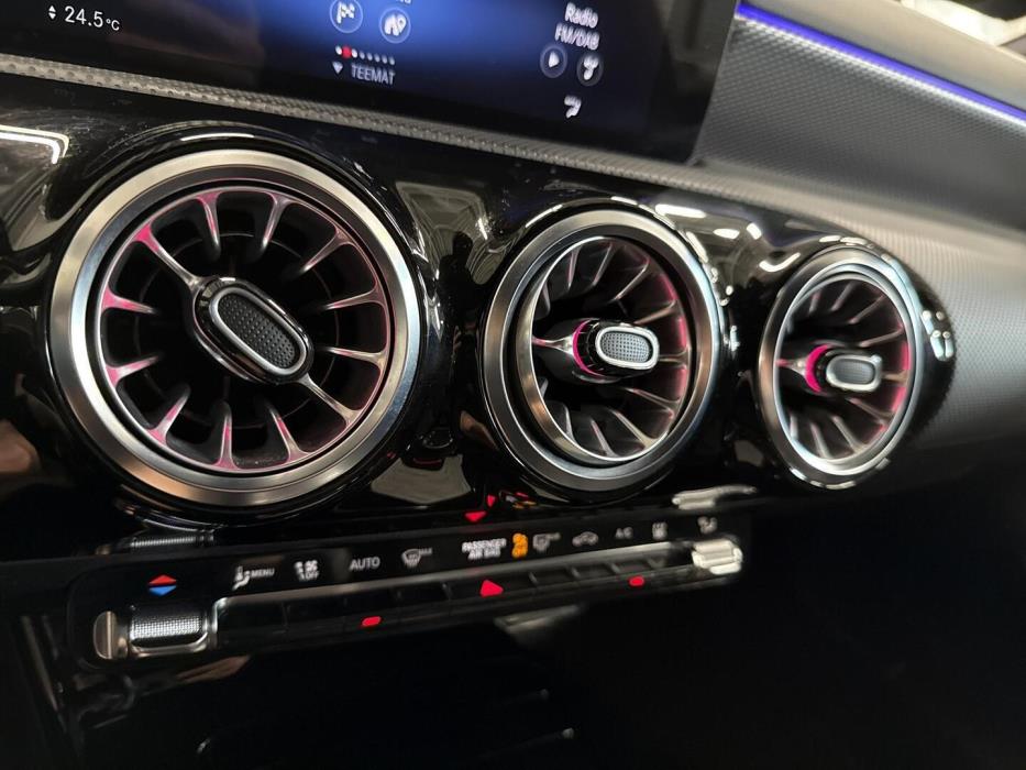 MERCEDES-BENZ CLA 2022