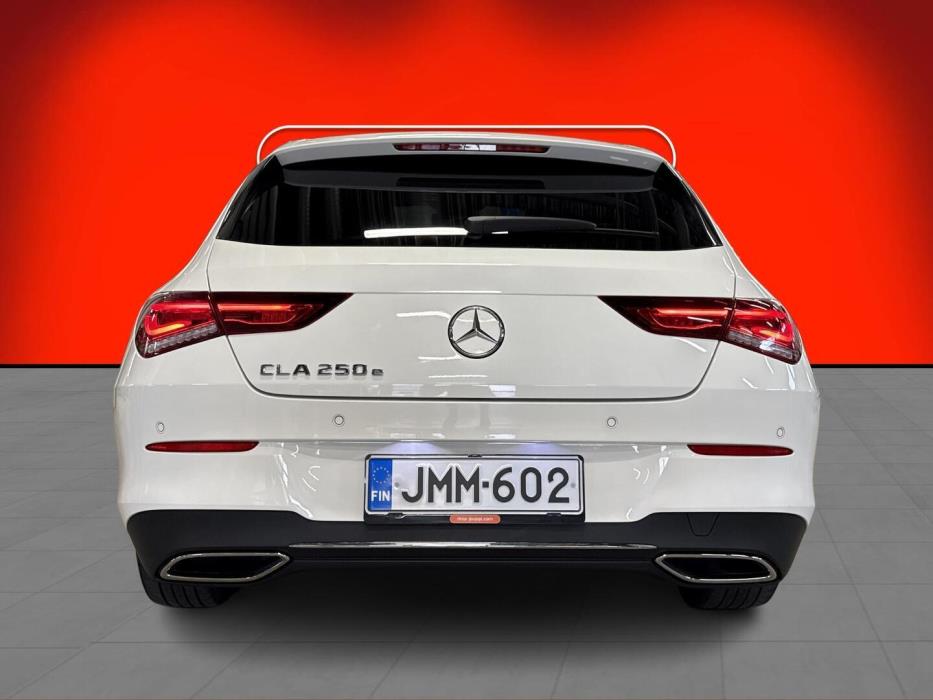 MERCEDES-BENZ CLA 2022